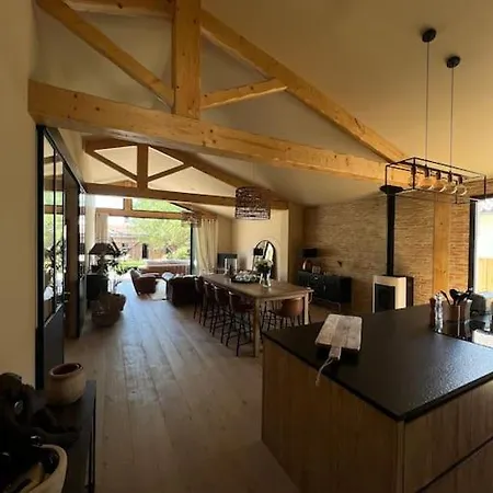 Et Dependance Avec Piscine Villa Bordeaux