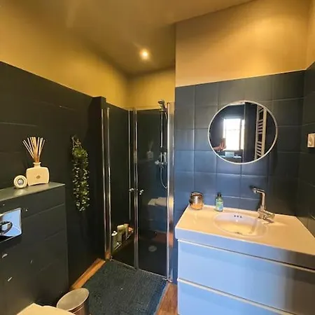 Et Dependance Avec Piscine * Bordeaux