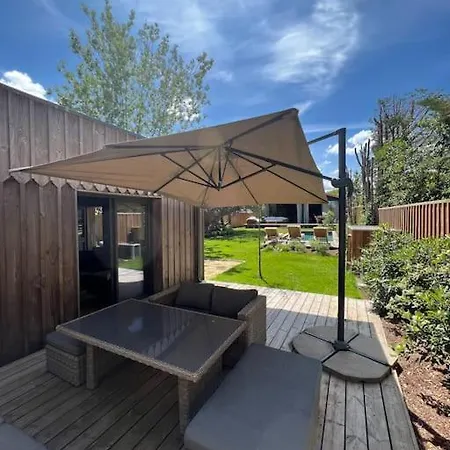 Et Dependance Avec Piscine Villa Bordeaux