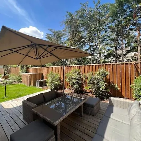 فيلة Et Dependance Avec Piscine