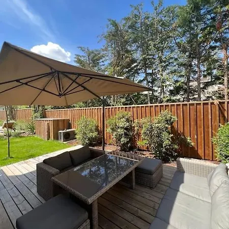 Villa Et Dependance Avec Piscine